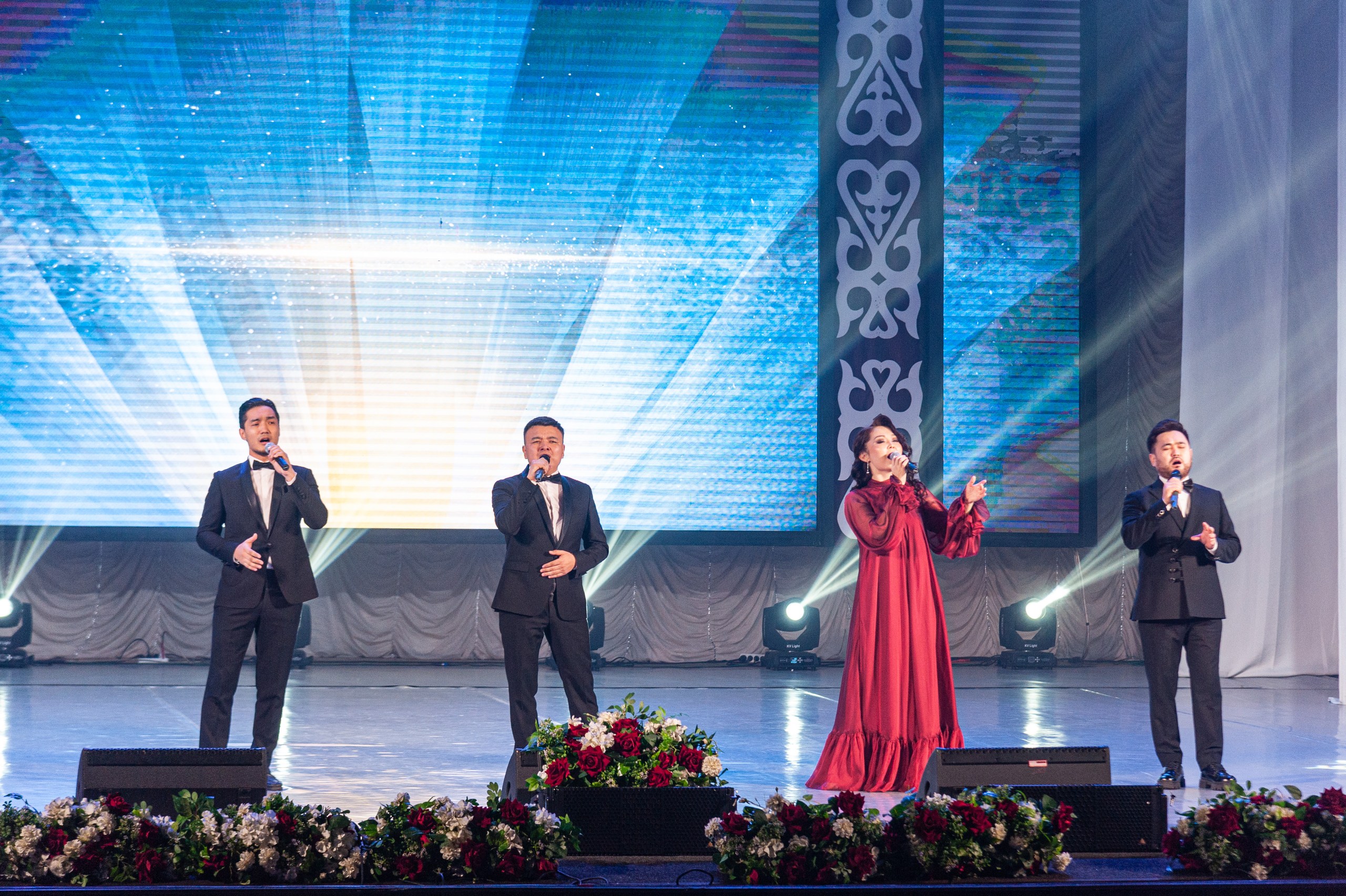 "Акку кыздар"