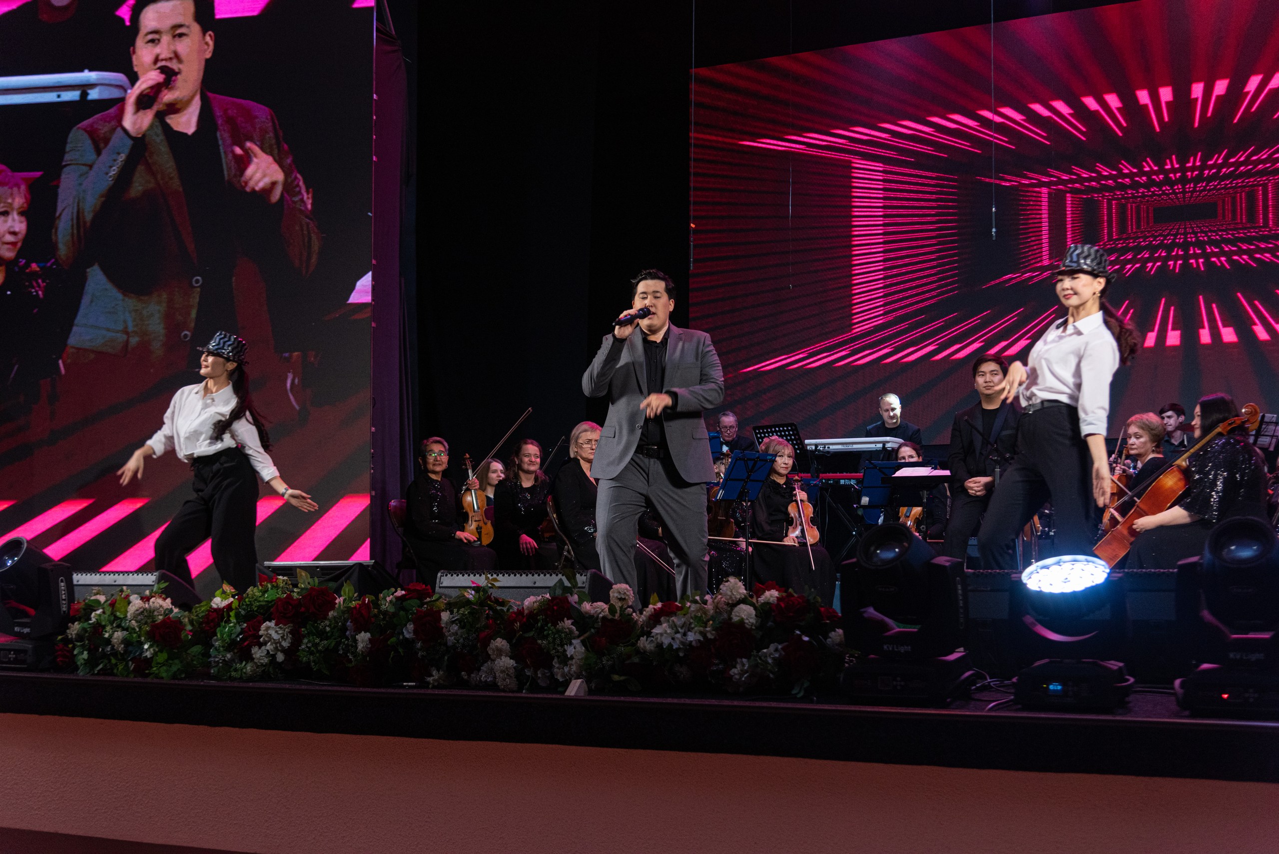 Шырқалсын қазақ әуені