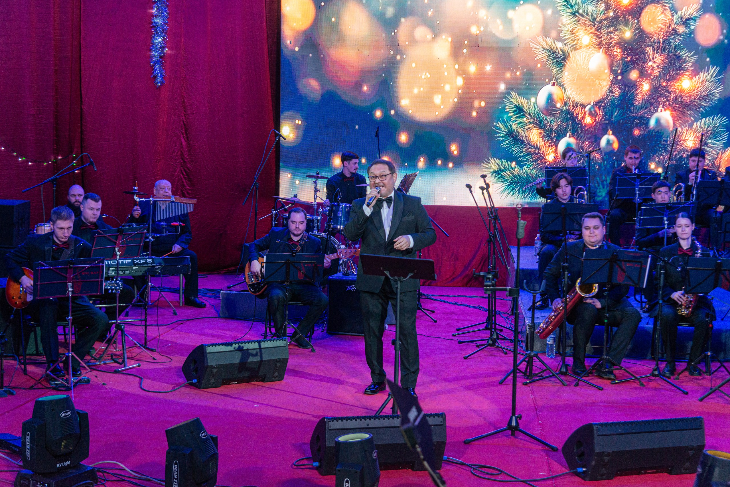 Новогодний концерт джазового оркестра