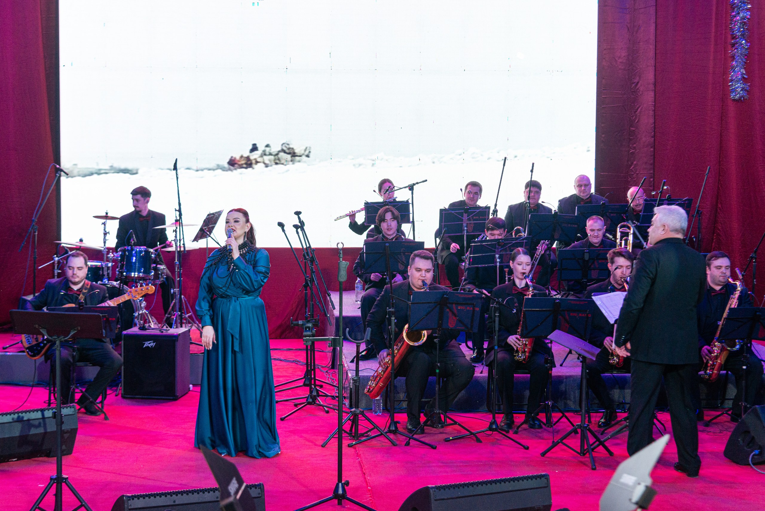 Новогодний концерт джазового оркестра