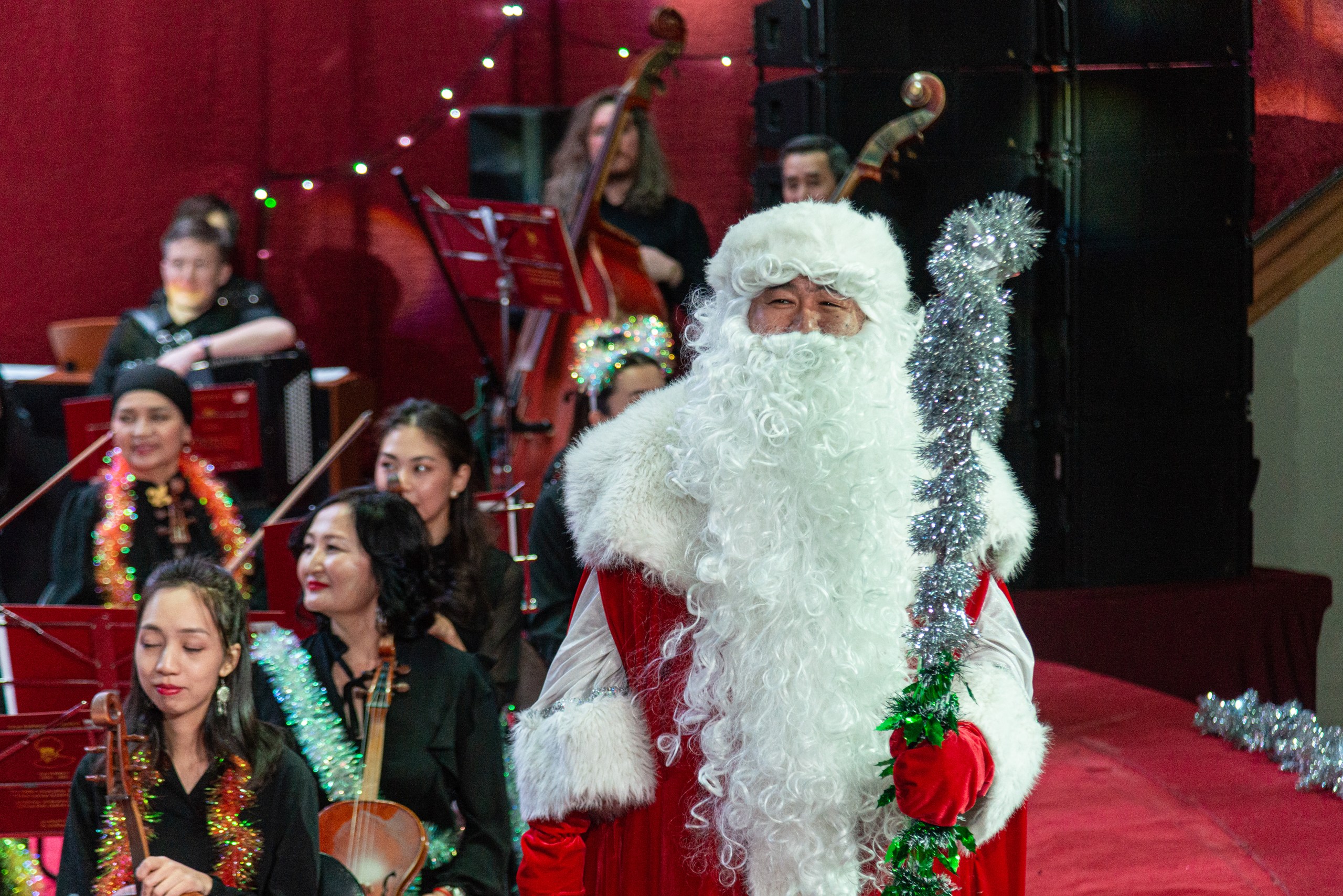 Новогодний серпантин