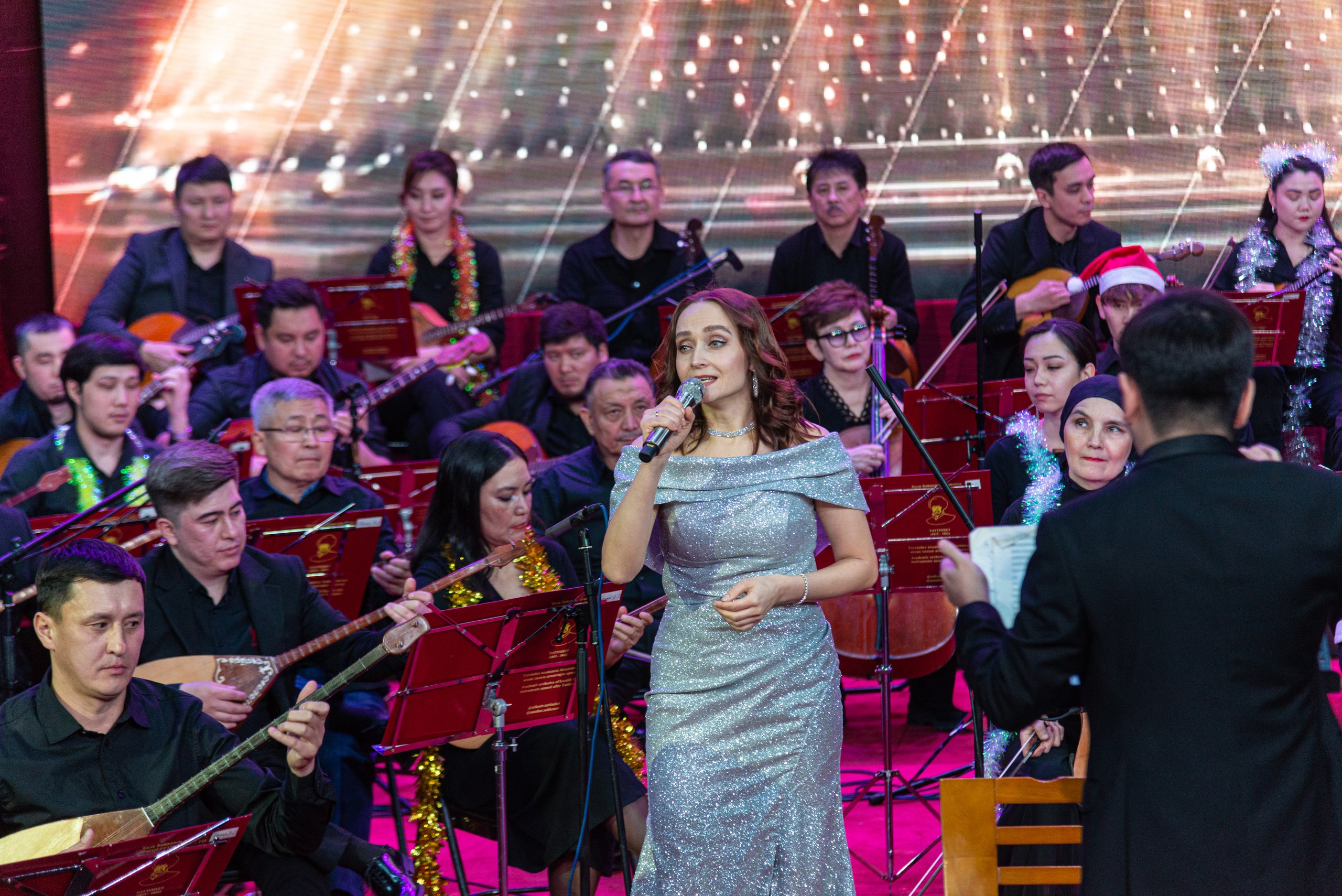 Новогодний серпантин