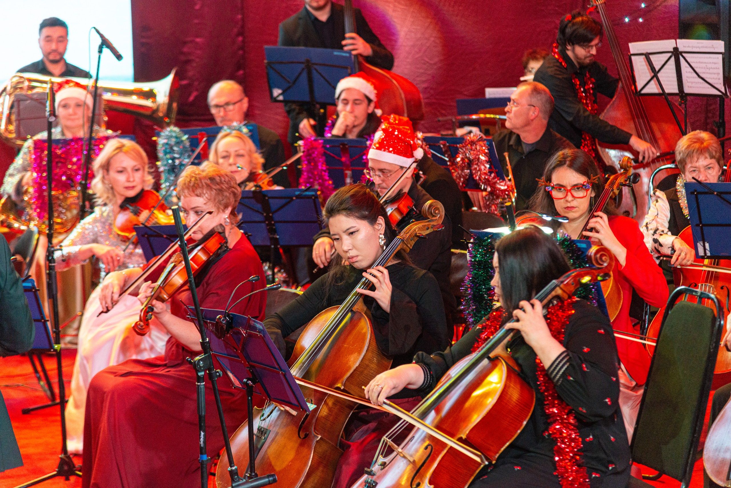 Новогодний саундтрек концерт