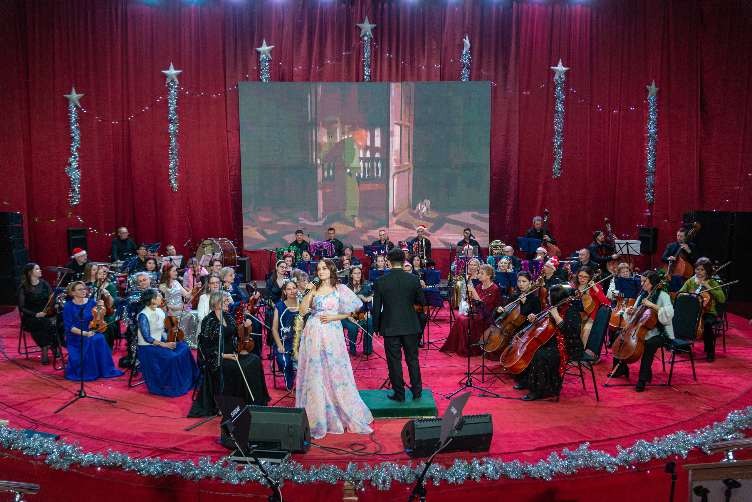 Новогодний саундтрек концерт