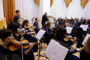 Концерт симфонического оркестра "Весеннее настроение" 23.04.2016