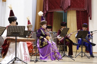 Концерт фольклорного ансамбля «Арқа сазы» 13 мая 2016 г.