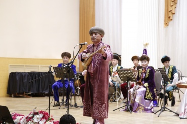 Концерт фольклорного ансамбля «Арқа сазы» 13 мая 2016 г.